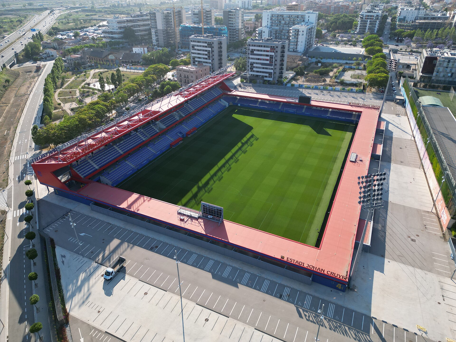 Estadi Johan Cruyff, Barcelona