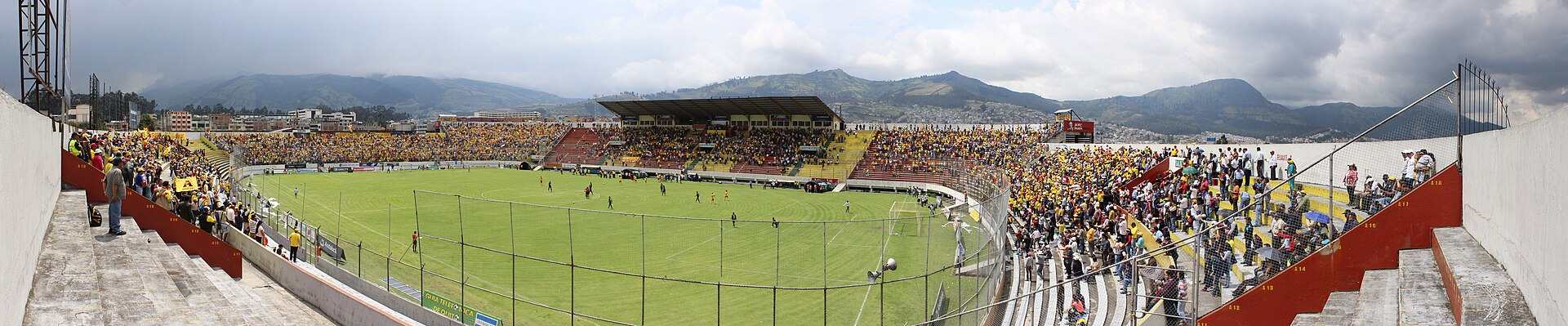 Estadio Gonzalo Pozo Ripalda, Quito
